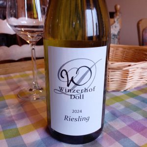 24er Riesling Qualitätswein feinherb 0,75L 10,0 % Vol.
